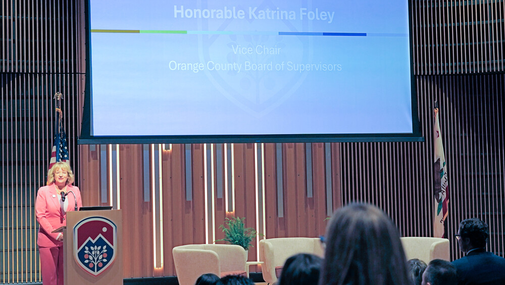 Katrina Foley recites Pledge of Allegiance