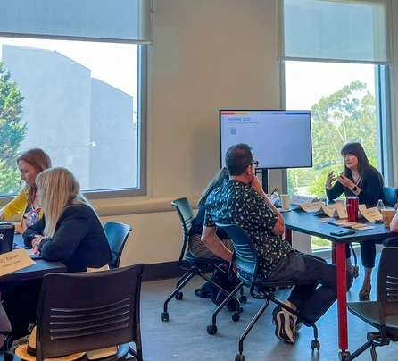 people working in groups thumbnail