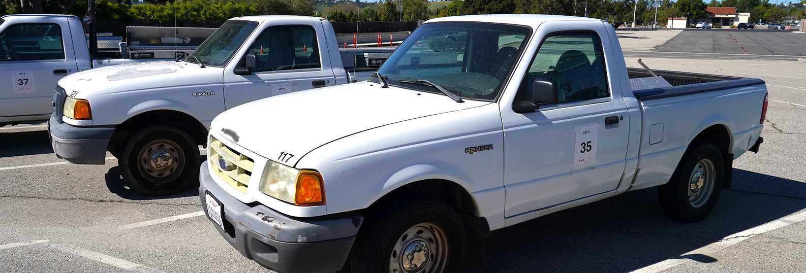 surplus auction photo 1